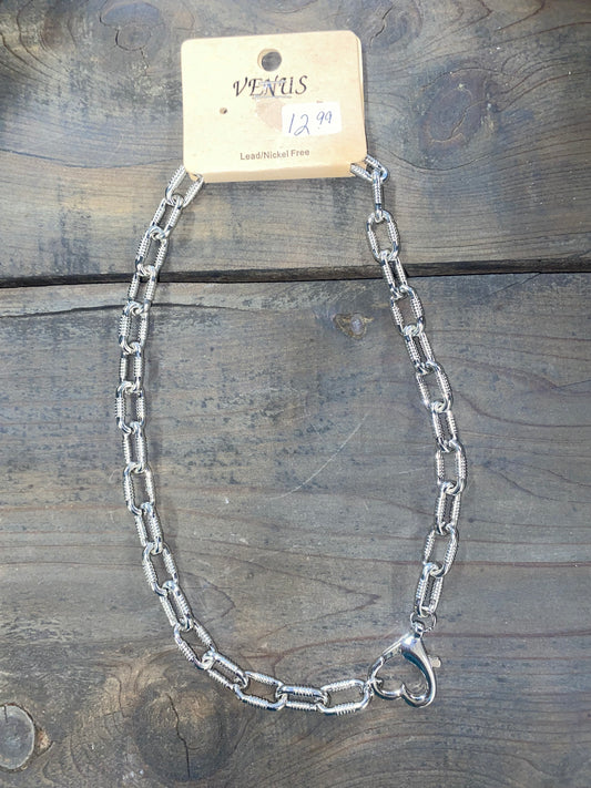 Chain Heart Necklace